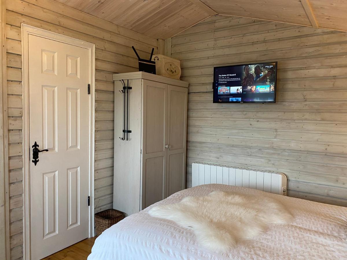 Adorable Cabin In The Countryside Port Laoise Εξωτερικό φωτογραφία